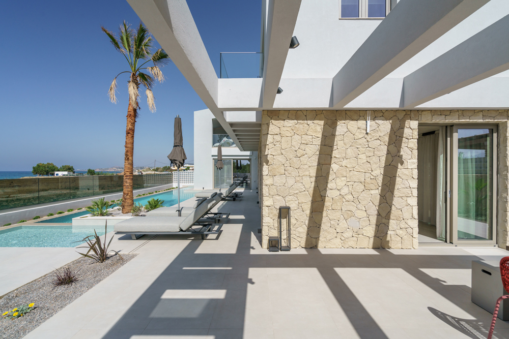 Fieldstone Slim Sand Mesogaia Villa